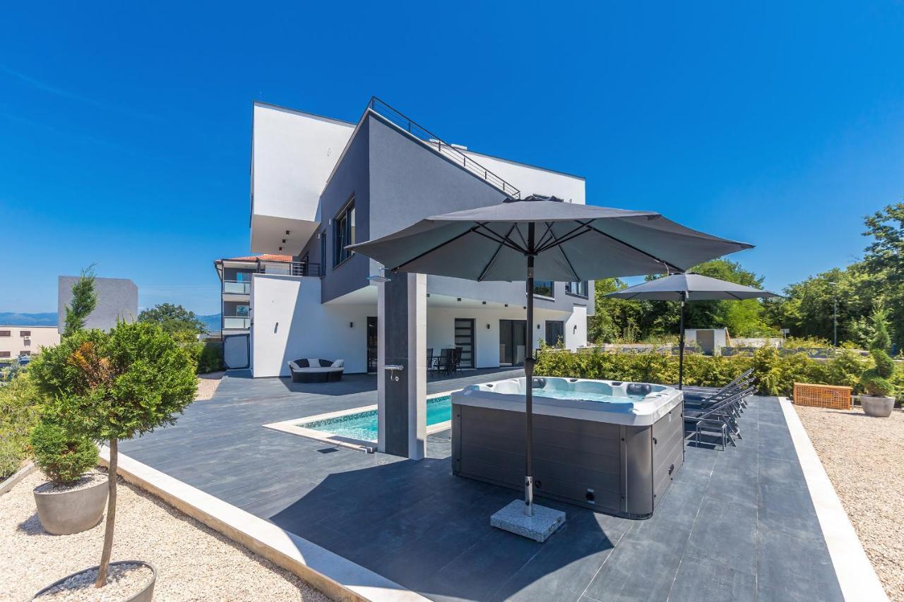 Luxury Apartment Noa Njivice Exterior foto